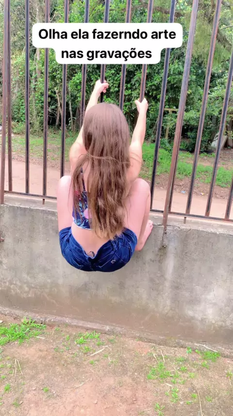 caroliny dreher 18 | Discover       